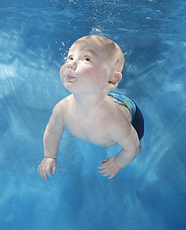 L’importanza del nuoto per i bambini piccoli