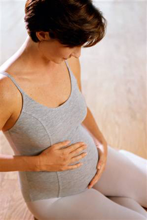 Bruciore di stomaco in gravidanza: come combatterlo con l’alimentazione