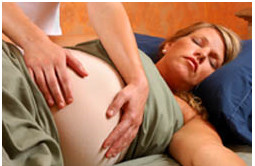In Italia si ricorre troppo spesso al parto cesareo