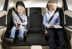 bambini in auto e mamme stressate