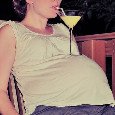 Bere in gravidanza nuoce alla fertilità dei figli maschi