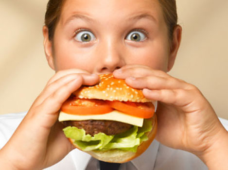 Bambini e dieta, troppe calorie vuote per i più piccoli