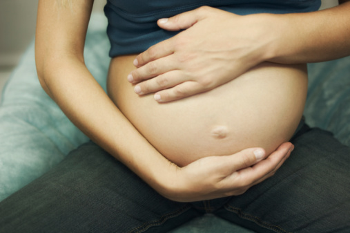 Tumore al seno in gravidanza: si può curare portando a termine la gestazione