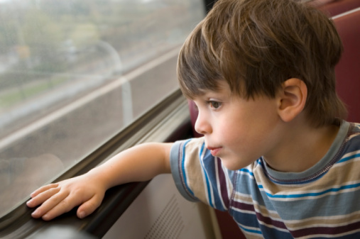 Viaggiare con i bambini, qual è il mezzo di trasporto più adatto?