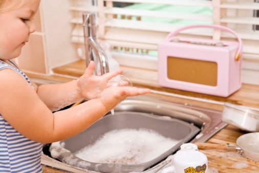 Lavarsi le mani può salvare 2 mila bambini al giorno