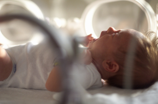 Terapie Intensive Neonatali italiane aperte ai genitori per la cura dei bebè