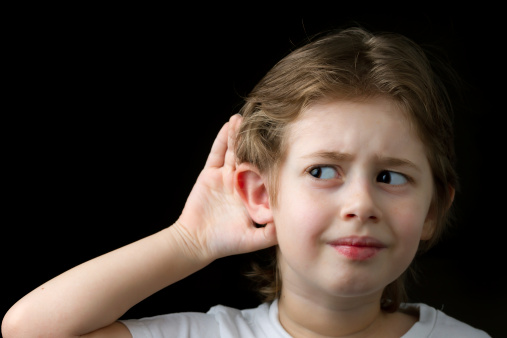 Problemi di udito, l'Associazione Sentire e Crescere di Milano visita i bambini che ne sono affetti