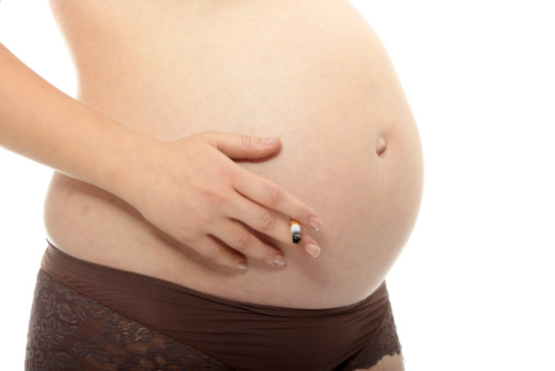 La vitaminca C in gravidanza protegge dai danni da fumo il nascituro
