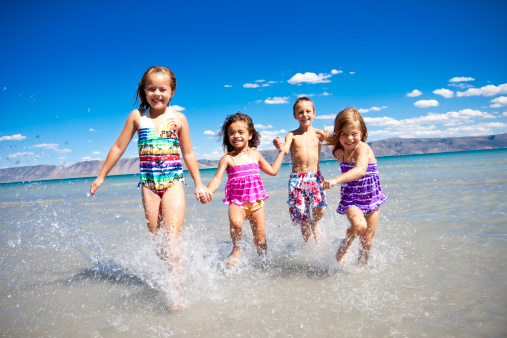 Qual è la spiaggia ideale per i bambini? Ecco il parere del pediatra