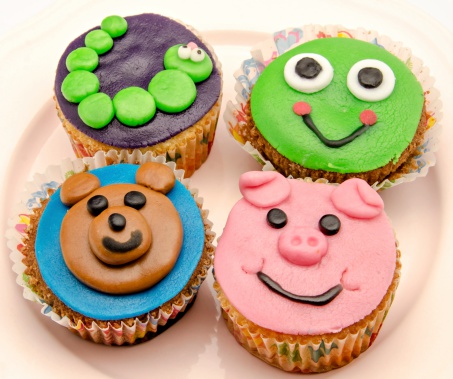 Come decorare i cupcake per bambini con la pasta di zucchero