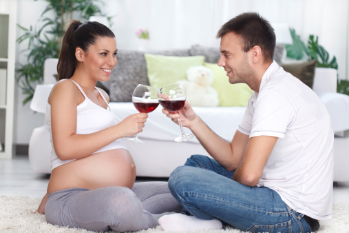 Bere vino riduce le possibilità di restare incinta