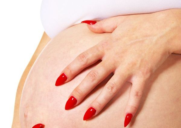 Cura delle unghie in gravidanza