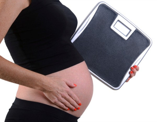 I chili della gravidanza devono essere persi entro un anno dal parto