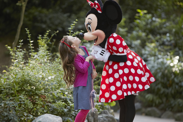 disneyland paris minnie