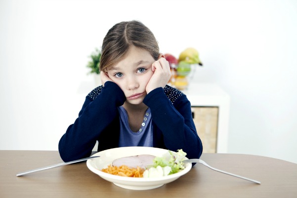 Disturbi alimentari, adolescenti e bambini sempre più a rischio