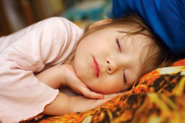 sonno bambini, ora legale