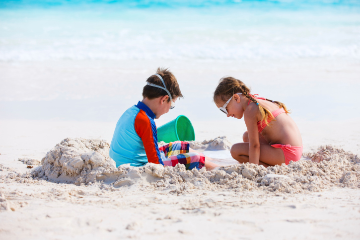 Giochi da fare in spiaggia con i bambini dai 3 ai 6 anni