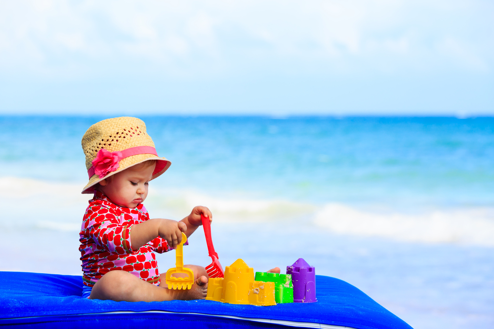 Bimbi spiaggia immagini più divertenti