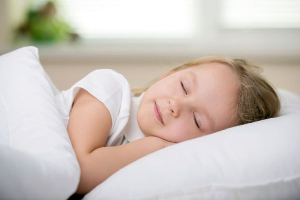 Come combattere i disturbi del sonno dei bambini in vacanza