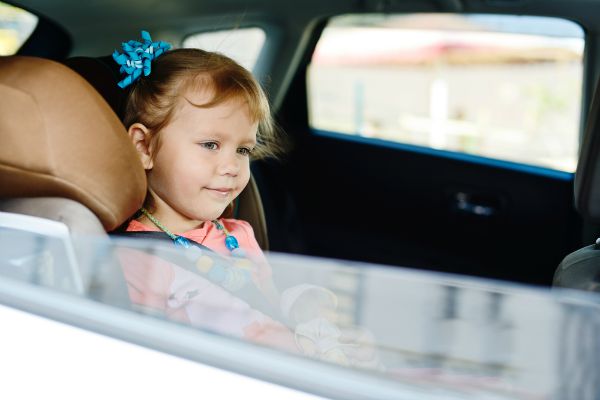 Vacanze in macchina con i bambini, i consigli dei pediatra