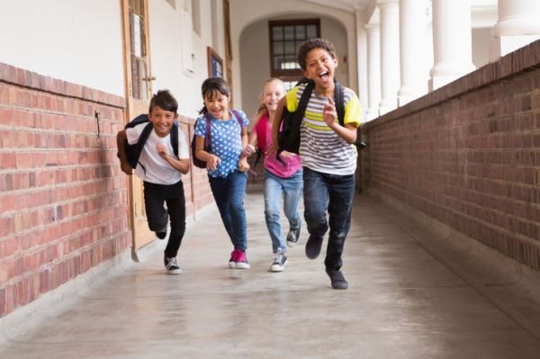 Scuola elementare cosa comprare bambini