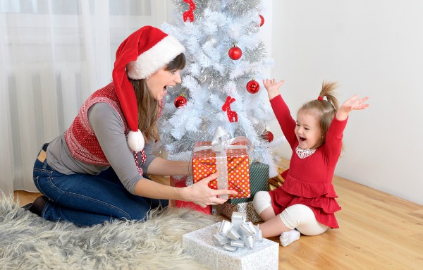 Regali di Natale per bambini: attenzione ai giocattoli che si collegano a internet