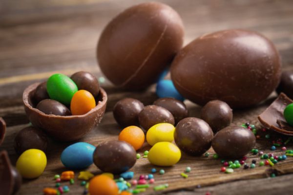 cioccolato, bambini, pasqua, Uova di Pasqua: come scegliere quelle giuste per i bambini