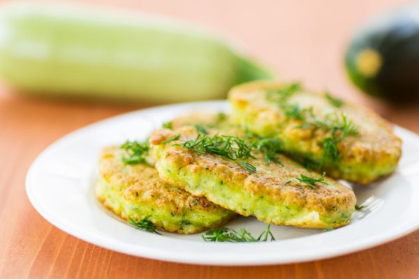 Pancake alle zucchine per la cena dei bambini