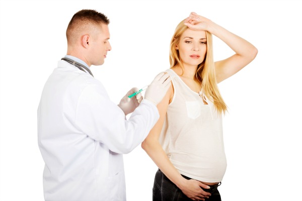 Vaccinare donne in gravidanza protegge i neonati dal contagio influenzale