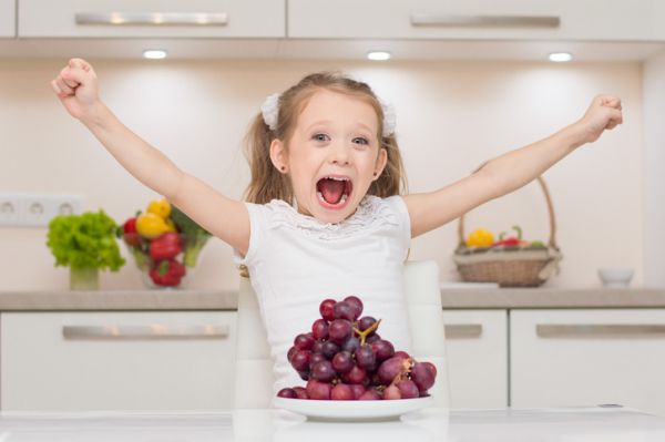 Uva ai bambini piccoli: sì o no?