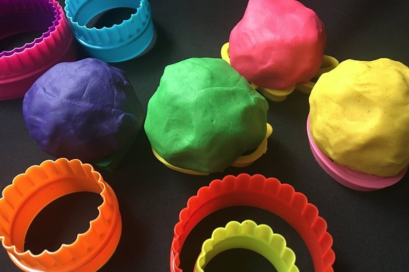 plastilina creatività bambini